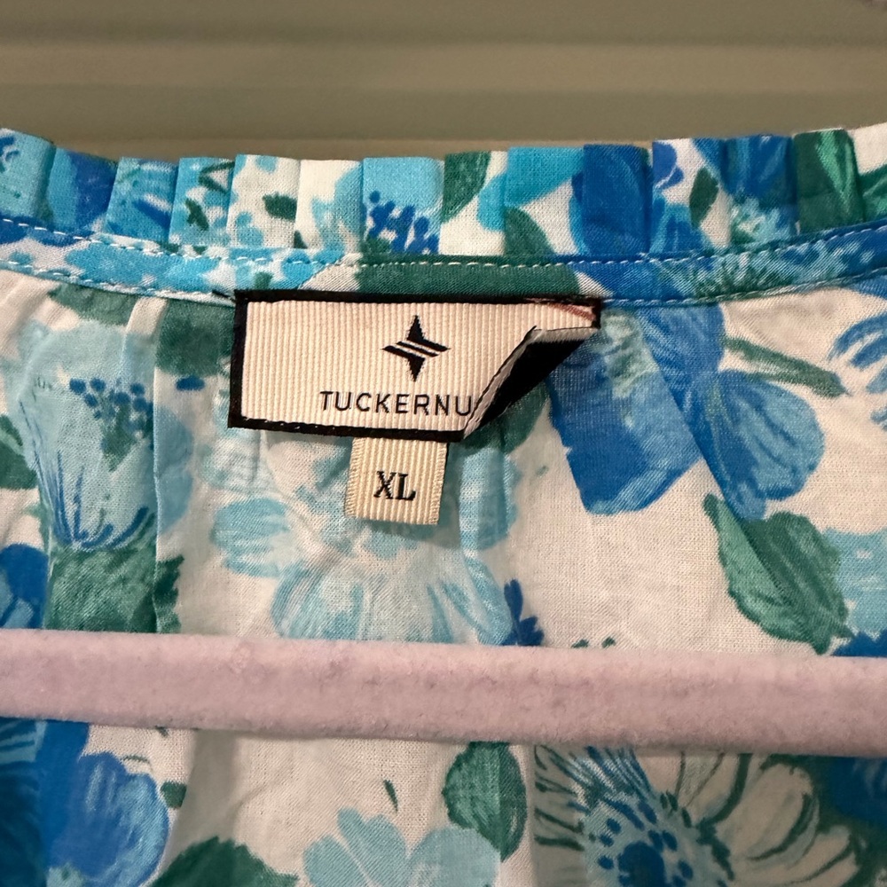NWOT Tuckernuck Blue Floral Maxi Coverup Size XL - Picture 2 of 3